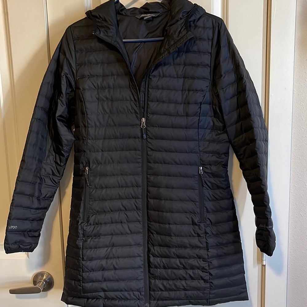Black Eddie Bauer coat, perfect condition!